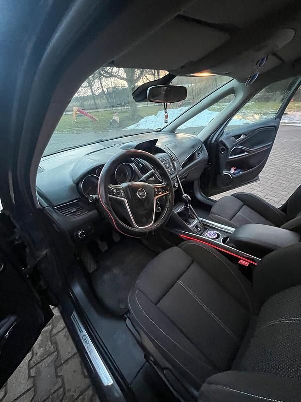 Gebraucht Opel Zafira Tourer 131 PS (96 kW) 2013 Grau Van / Kleinbus
