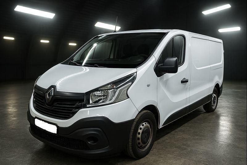 Weiß Gebraucht 2021 Renault Trafic Komfort Van / Kleinbus | 10.495 € (Superpreis) - Bild 1/4