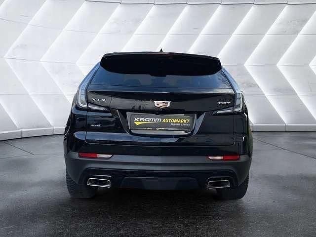 Schwarz Gebraucht 2023 Cadillac XT4 SUV | 55.393 € (Fairer Preis) - Bild 1/4