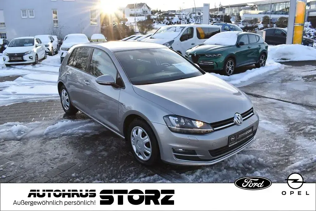 Gebraucht VW Golf VII LOUNGE 125 PS (91 kW) 2016 Silber Limousine