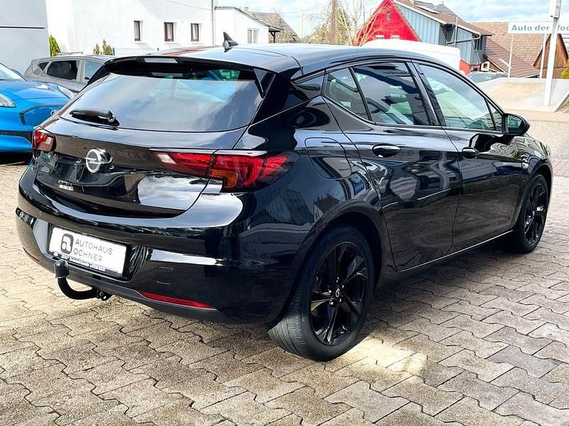 Gebraucht Opel Astra Elegance 122 PS (89 kW) 2020 Schwarz Limousine