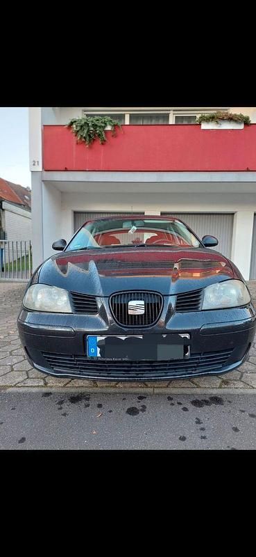 Schwarz Gebraucht 2005 Seat Ibiza Sport Limousine | 1.900 € (Etwas zu teuer) - Bild 1/4