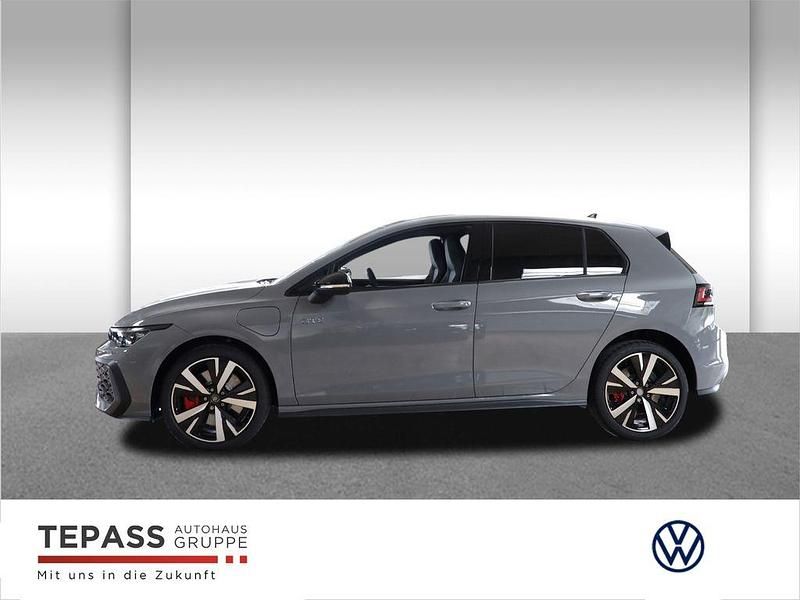 Usata VW Golf VIII GTE 272 CV (200 kW) 2025 Grigio Berlina