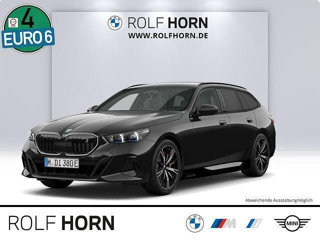 Neu BMW i5 M Sport 250 kW (340 PS) 2026 Saphirschwarz metallic Kombi