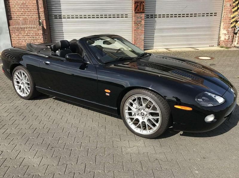 Schwarz Gebraucht 2005 Jaguar XKR Cabrio | 49.900 € - Bild 1/4