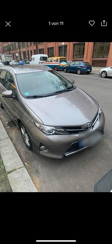 Braun Gebraucht 2014 Toyota Auris Hybrid Kombi | 10.400 € (Guter Preis) - Bild 1/4