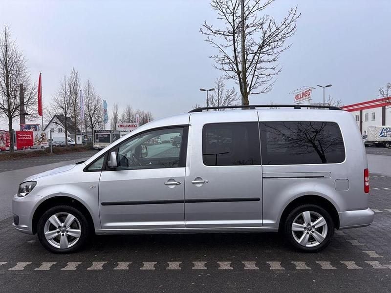 Silber Gebraucht 2012 VW Caddy Maxi Van / Kleinbus | 7.990 € (Guter Preis) - Bild 1/4