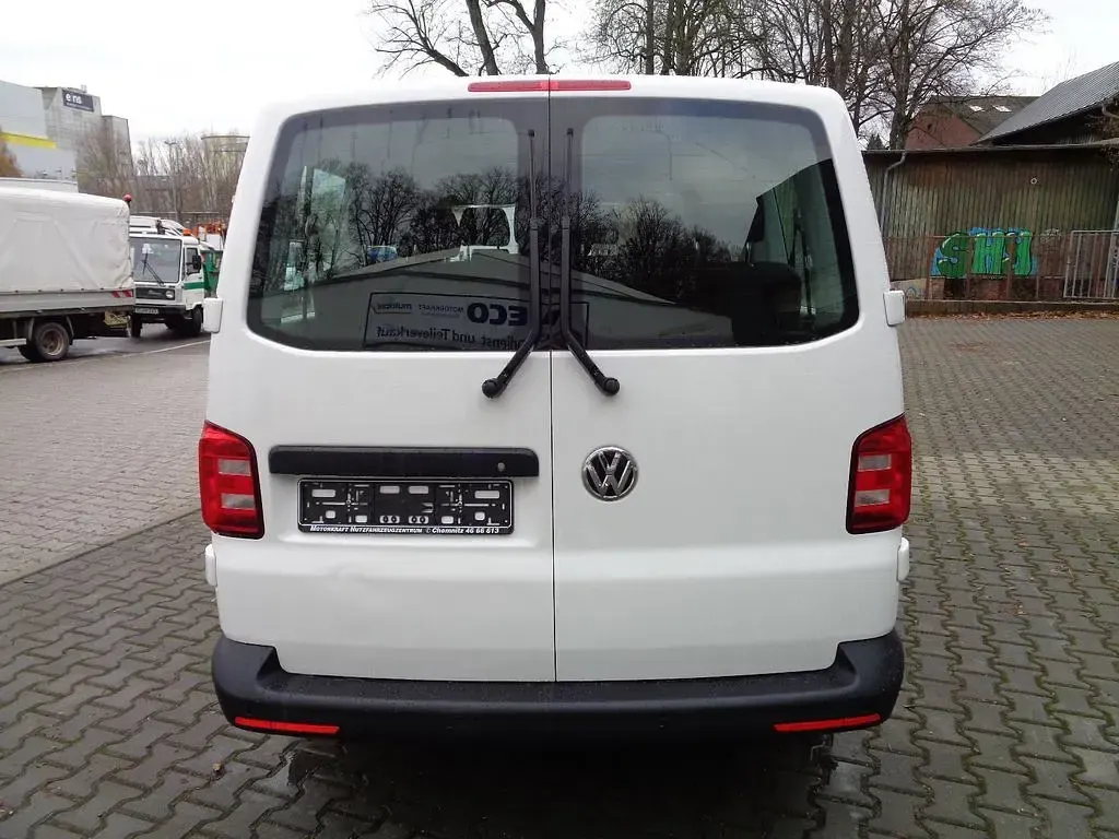Gebraucht VW Caravelle Trendline 102 PS (75 kW) 2019 Weiß Van