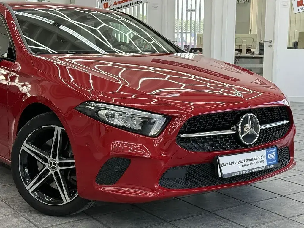 Gebraucht Mercedes A250 Progressive 224 PS (164 kW) 2018 Rot Limousine
