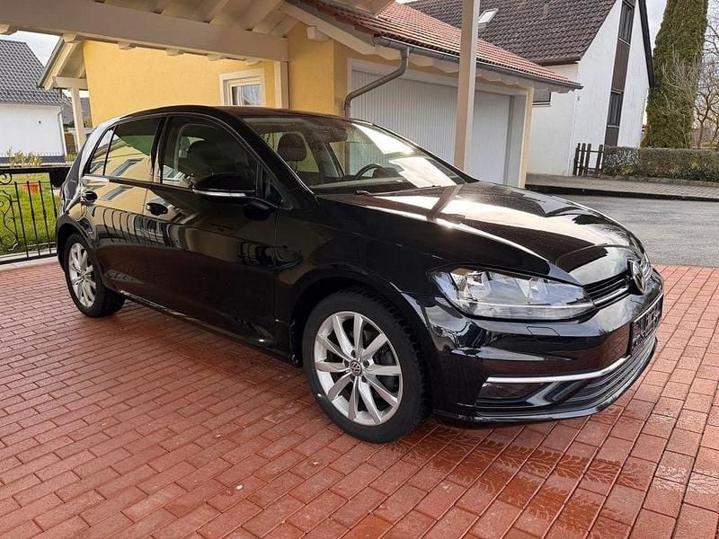Gebraucht VW Golf VII Join 125 PS (91 kW) 2018 Schwarz Limousine