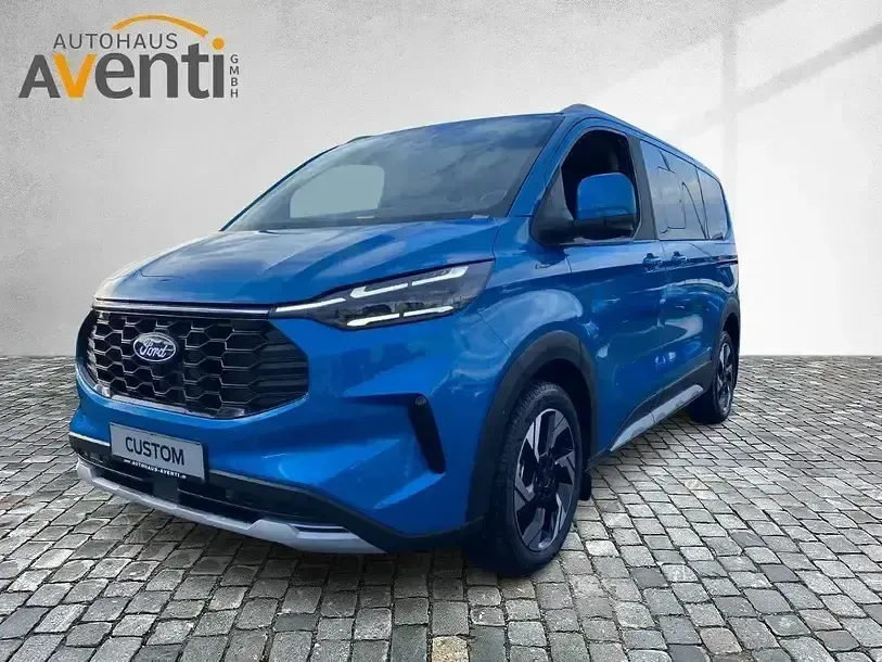 Usado Ford Tourneo Custom Active 170 HP (125 kW) 2026 Azul Van