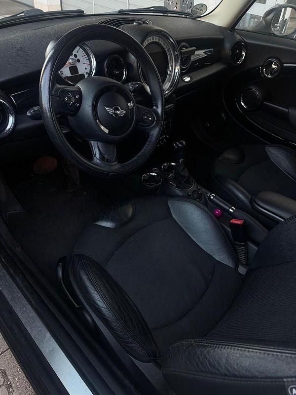 Gebraucht Mini Cooper 122 PS (89 kW) 2012 Schwarz Kleinwagen