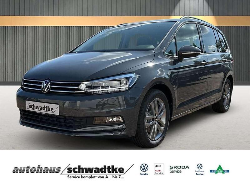 Delfingrau metallic Gebraucht 2025 VW Touran Comfortline Van / Kleinbus | 41.900 € - Bild 1/4