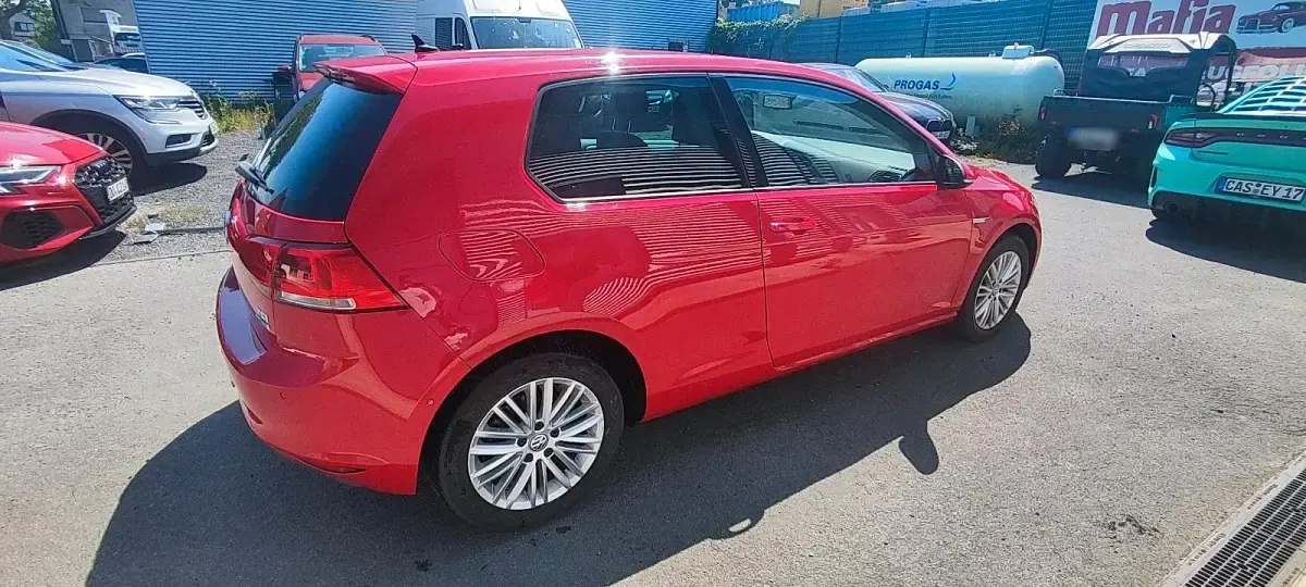 Gebraucht VW Golf VII Edition 86 PS (63 kW) 2014 Rot Limousine