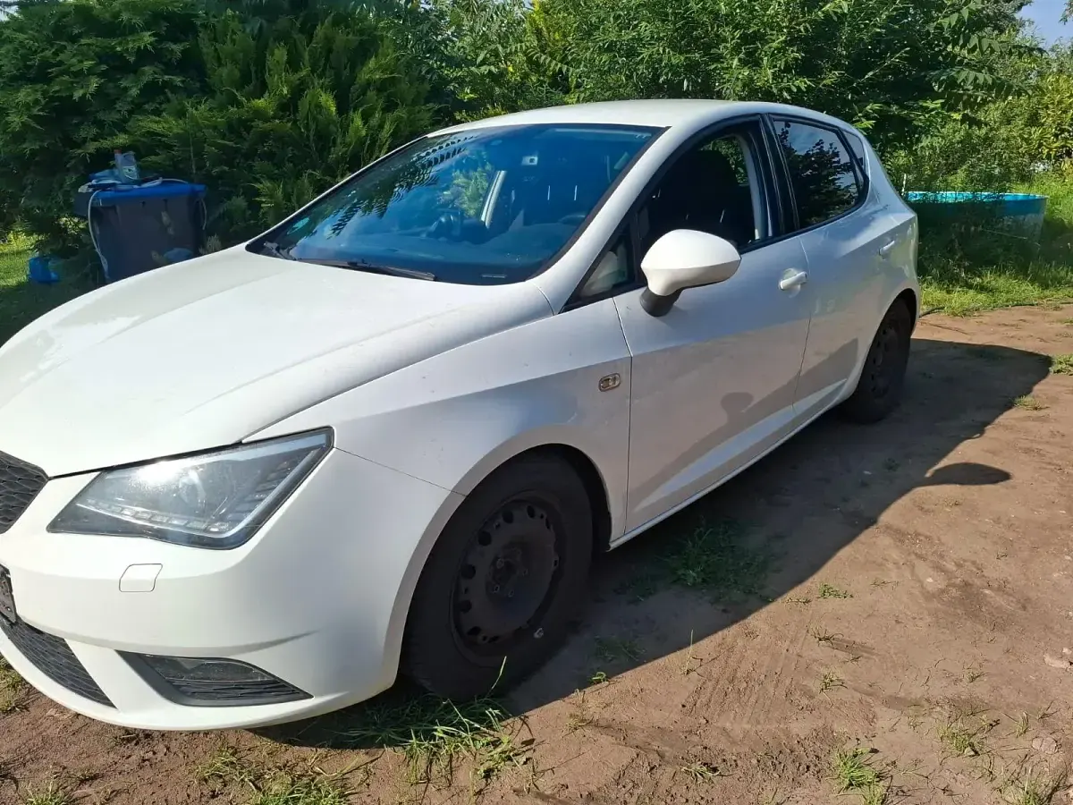 Gebraucht Seat Ibiza Style 105 PS (77 kW) 2014 Weiß Kleinwagen