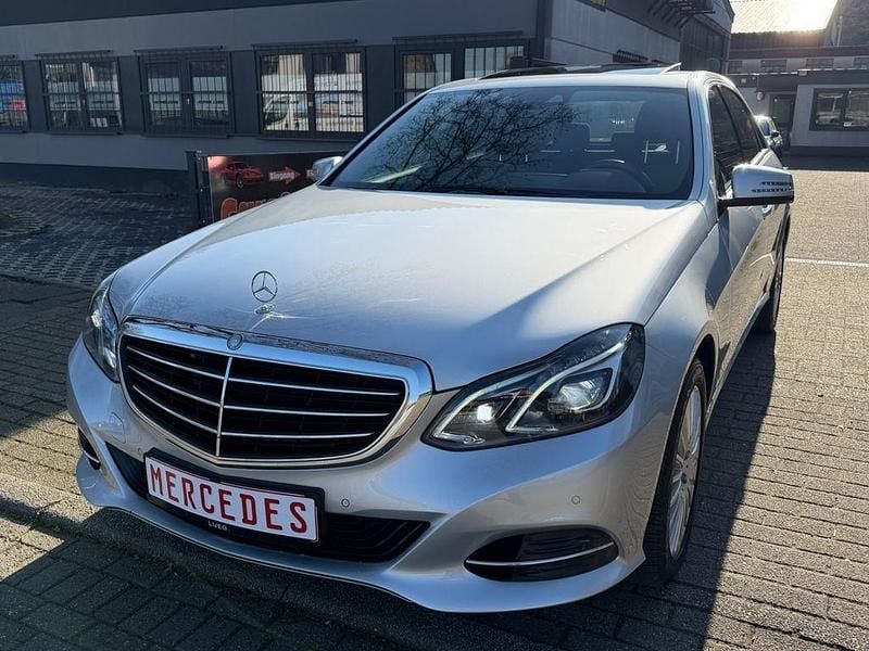 Gebraucht Mercedes E300 252 PS (185 kW) 2014 Silber Limousine