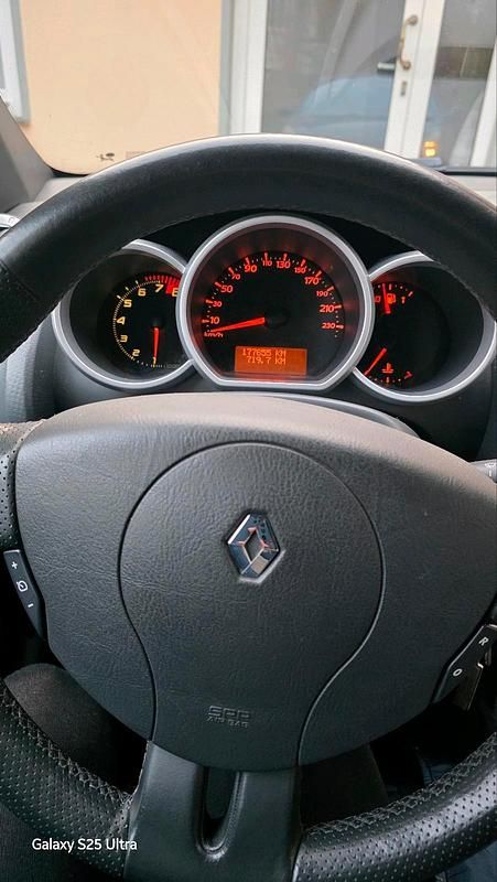 Gebraucht Renault Wind 101 PS (74 kW) 2010 Schwarz Cabrio