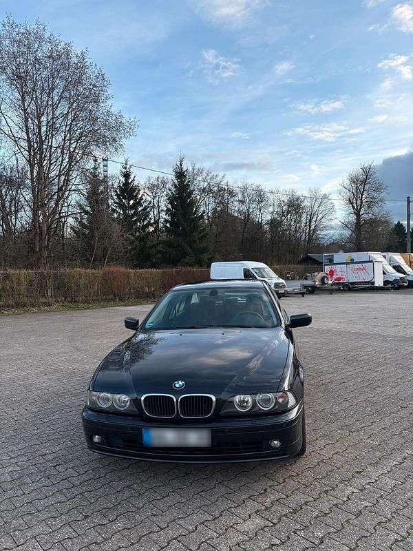 Gebraucht BMW 525 192 PS (141 kW) 2001 Schwarz Limousine