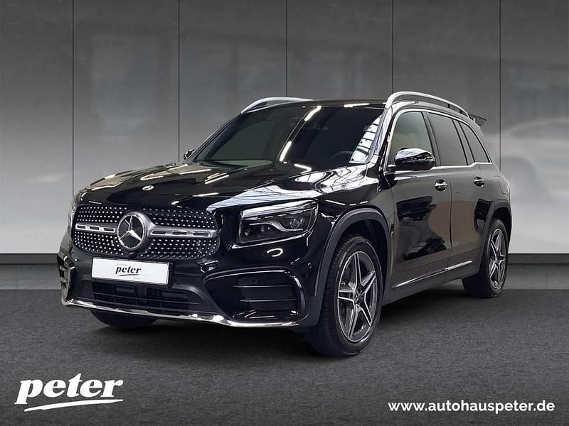 Unilack nachtschwarz Gebraucht 2025 Mercedes GLB200 AMG SUV | 44.440 € (Fairer Preis) - Bild 1/4