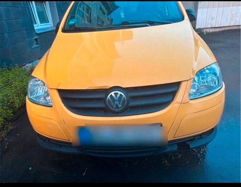 Gelb Gebraucht 2008 VW Fox Kleinwagen | 900 € (Guter Preis) - Bild 1/4