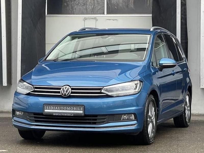 Blau Gebraucht 2022 VW Touran Highline Van / Kleinbus | 20.900 € (Guter Preis) - Bild 1/4