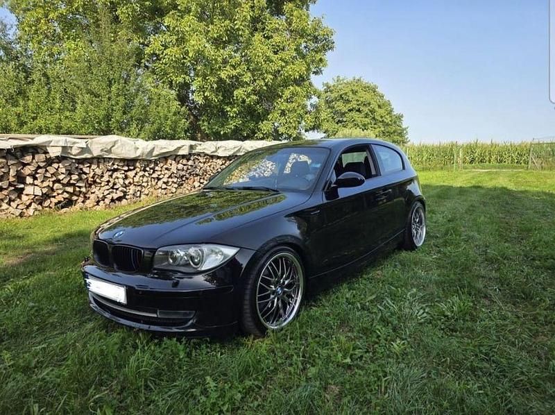 Gebraucht BMW 120 Sport Line 177 PS (130 kW) 2009 Schwarz Kleinwagen