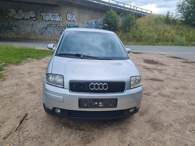 Second-hand Audi A2 75 CP (55 kW) 2000 Argintiu Hatchback