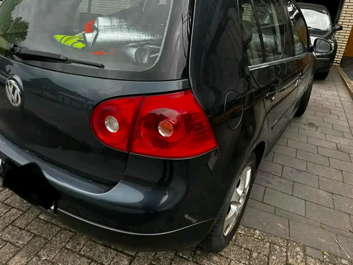 Gebraucht VW Golf 102 PS (75 kW) 2005 Blau Coupé