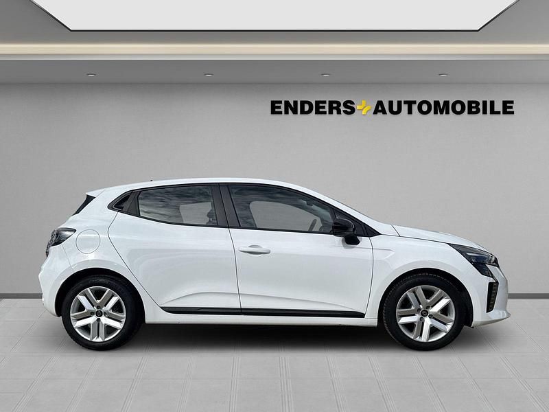 Usata Renault Clio V Evolution 67 CV (49 kW) 2024 Bianco Utilitaria