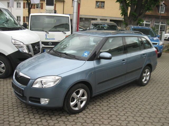 Gebraucht Skoda Fabia Comfort 80 PS (58 kW) 2009 Grau metallic Kleinwagen
