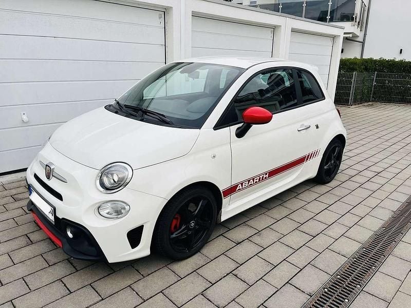Weiß Gebraucht 2022 Abarth 595 Turismo Kleinwagen | 17.800 € (Superpreis) - Bild 1/4