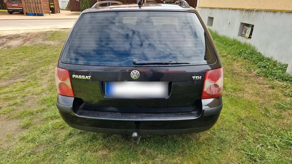 Usata VW Passat 131 CV (96 kW) 2005 Nero Station wagon