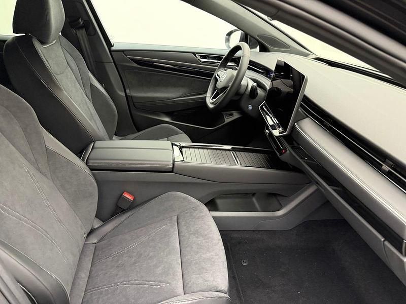 Neu VW ID.7 Pro 210 kW (286 PS) 2026 Schwarz Kombi