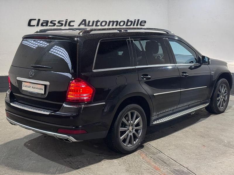 Gebraucht Mercedes GL350 Edition 265 PS (194 kW) 2011 Schwarz SUV