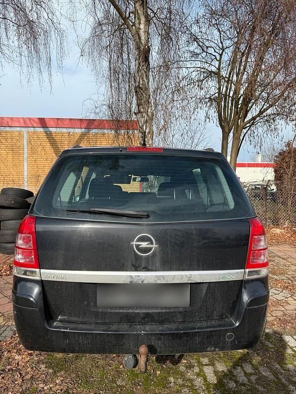 Gebraucht Opel Zafira 116 PS (85 kW) 2009 Schwarz Van / Kleinbus