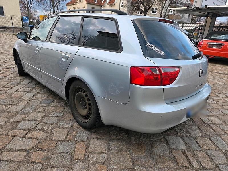 Gebraucht Seat Exeo Style 150 PS (110 kW) 2010 Silber Kombi