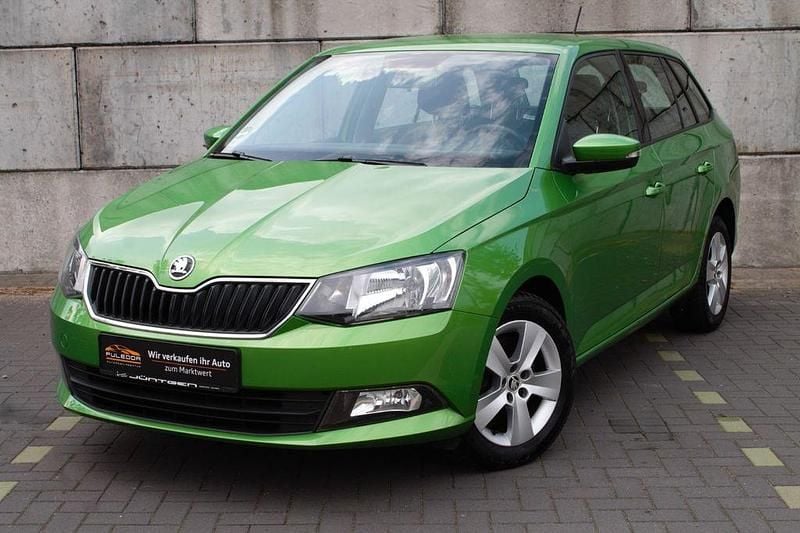 Grün Gebraucht 2018 Skoda Fabia Kombi | 9.999 € (Guter Preis) - Bild 1/4