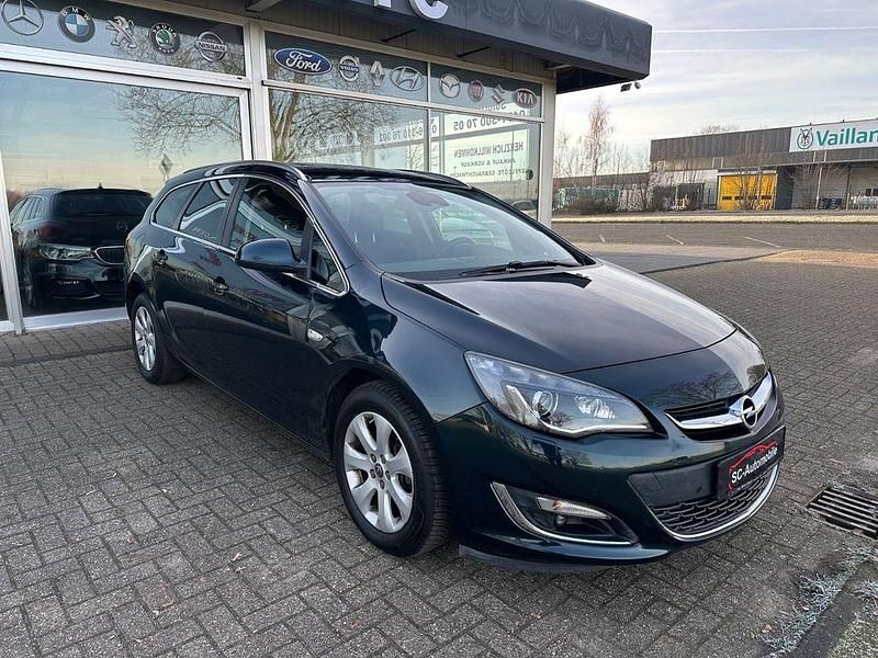 Gebraucht Opel Astra Exklusiv 140 PS (102 kW) 2016 Grün Kombi