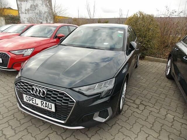 Gebraucht Audi A3 Advanced 110 PS (80 kW) 2023 Andere farbe Limousine