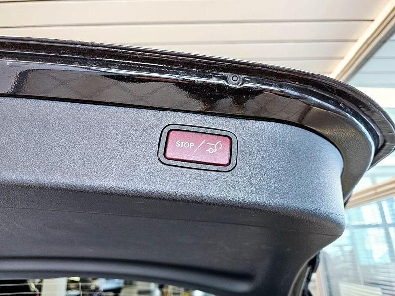 Gebraucht Mercedes C200 AMG 204 PS (150 kW) 2024 Obsidianschwarzmet. (metallic) Kombi