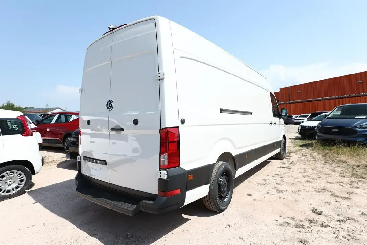 Neu VW Crafter 177 PS (130 kW) 2026 Candyweiß Van