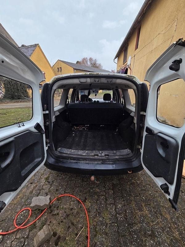 Gebraucht Dacia Logan MCV 75 PS (55 kW) 2008 Weiß Kombi