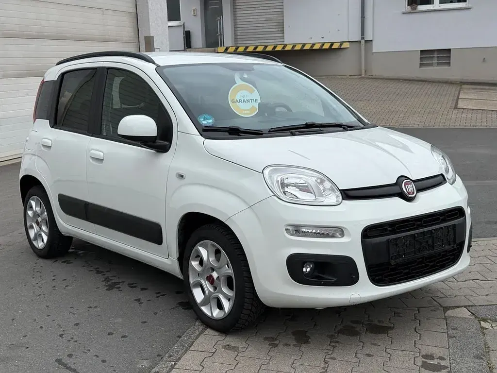 Gebraucht Fiat Panda Lounge 69 PS (50 kW) 2019 Weiß Kleinwagen