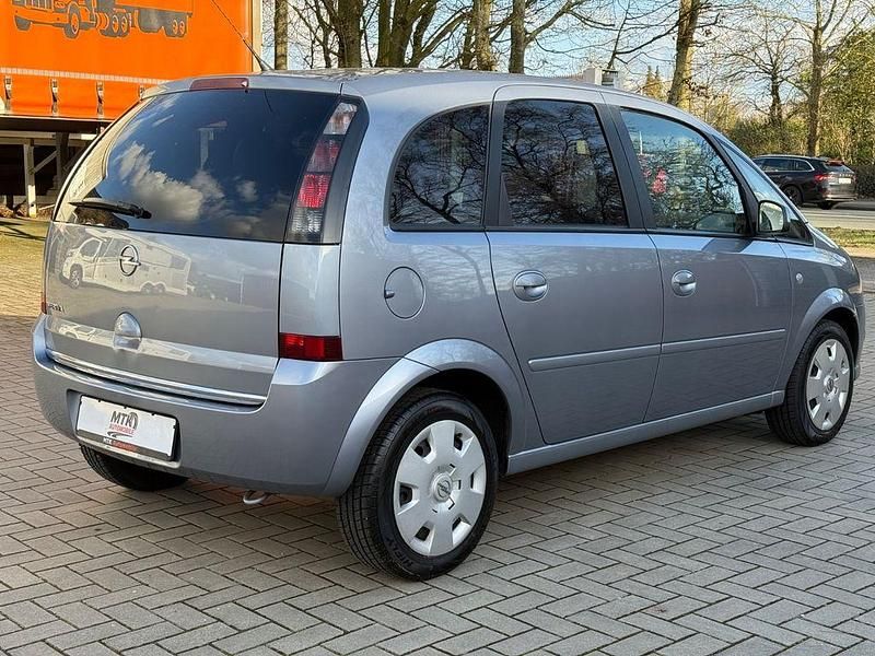 Gebraucht Opel Meriva Edition 90 PS (66 kW) 2008 Silber Van / Kleinbus