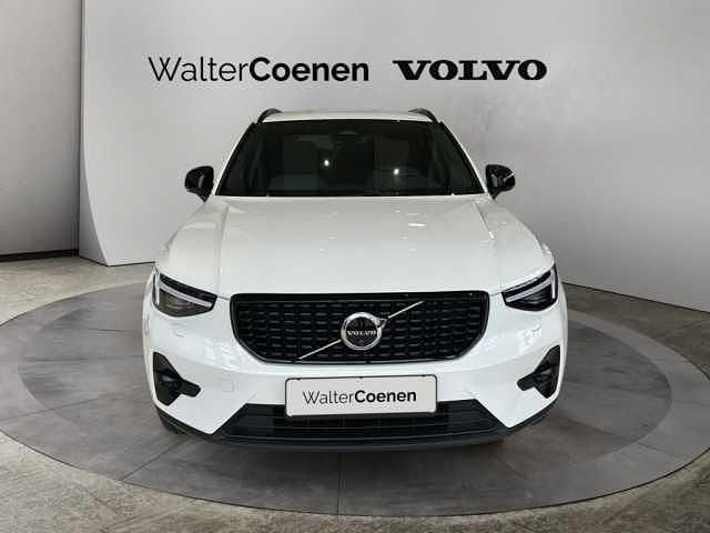 Gebraucht Volvo XC40 120 PS (88 kW) 2025 SUV