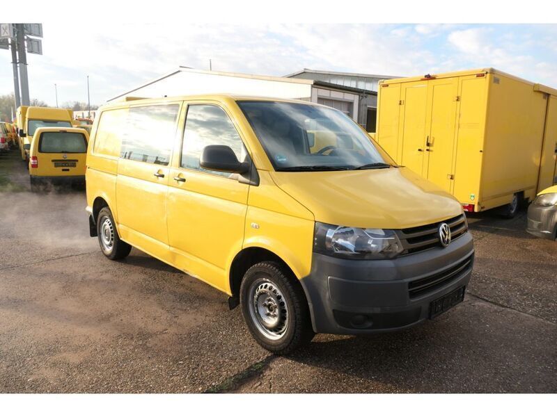 Gebraucht VW T5 84 PS (61 kW) 2012 Ginstergelb r1032 Van