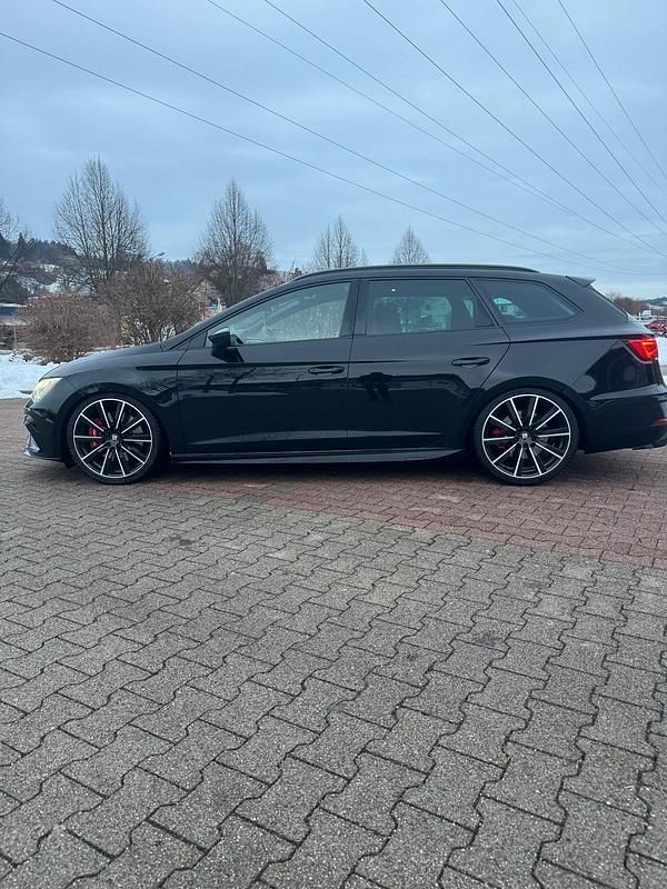 Gebraucht Seat Leon CUPRA 300 PS (220 kW) 2018 Schwarz Kombi
