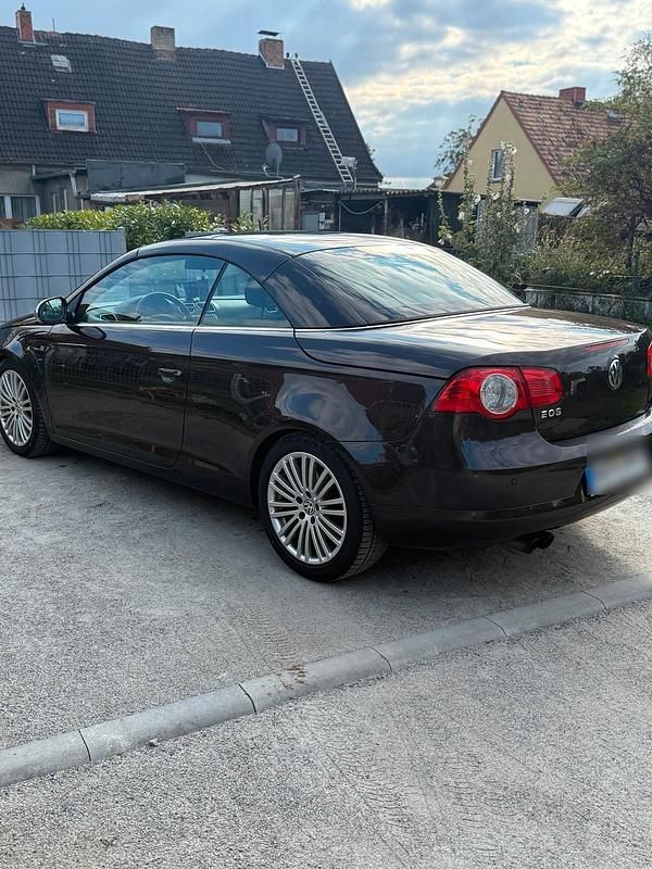 Violet Gebraucht 2006 VW Eos Cabrio | 3.200 € (Guter Preis) - Bild 1/4
