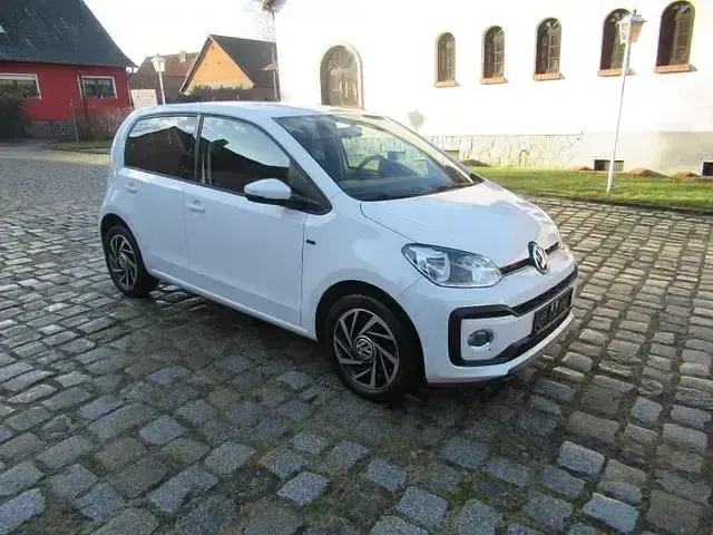 Używany VW up! Join 90 KM (66 kW) 2018 Biały Hatchback