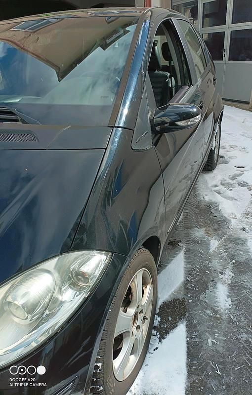Gebraucht Mercedes A150 95 PS (69 kW) 2006 Schwarz Limousine